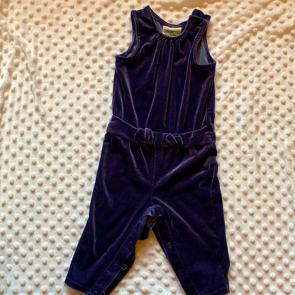 Bevy blue velvet jumper